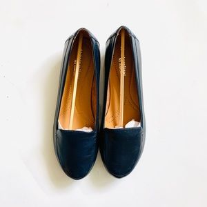 NWT Naturalizer Dark Blue Genuine Leather Size 8W